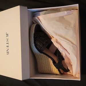 Just Fab wedges size 9